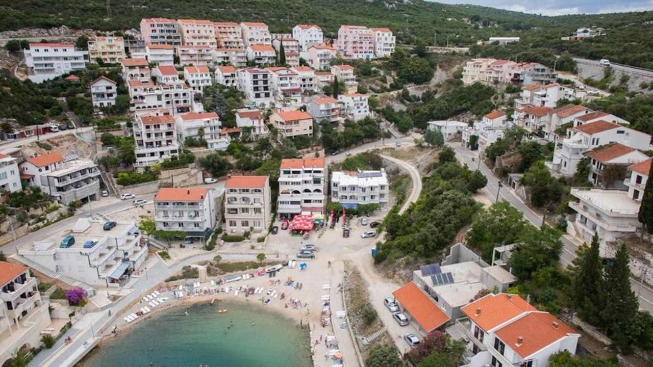 Apartments Matej เนอุม ภายนอก รูปภาพ