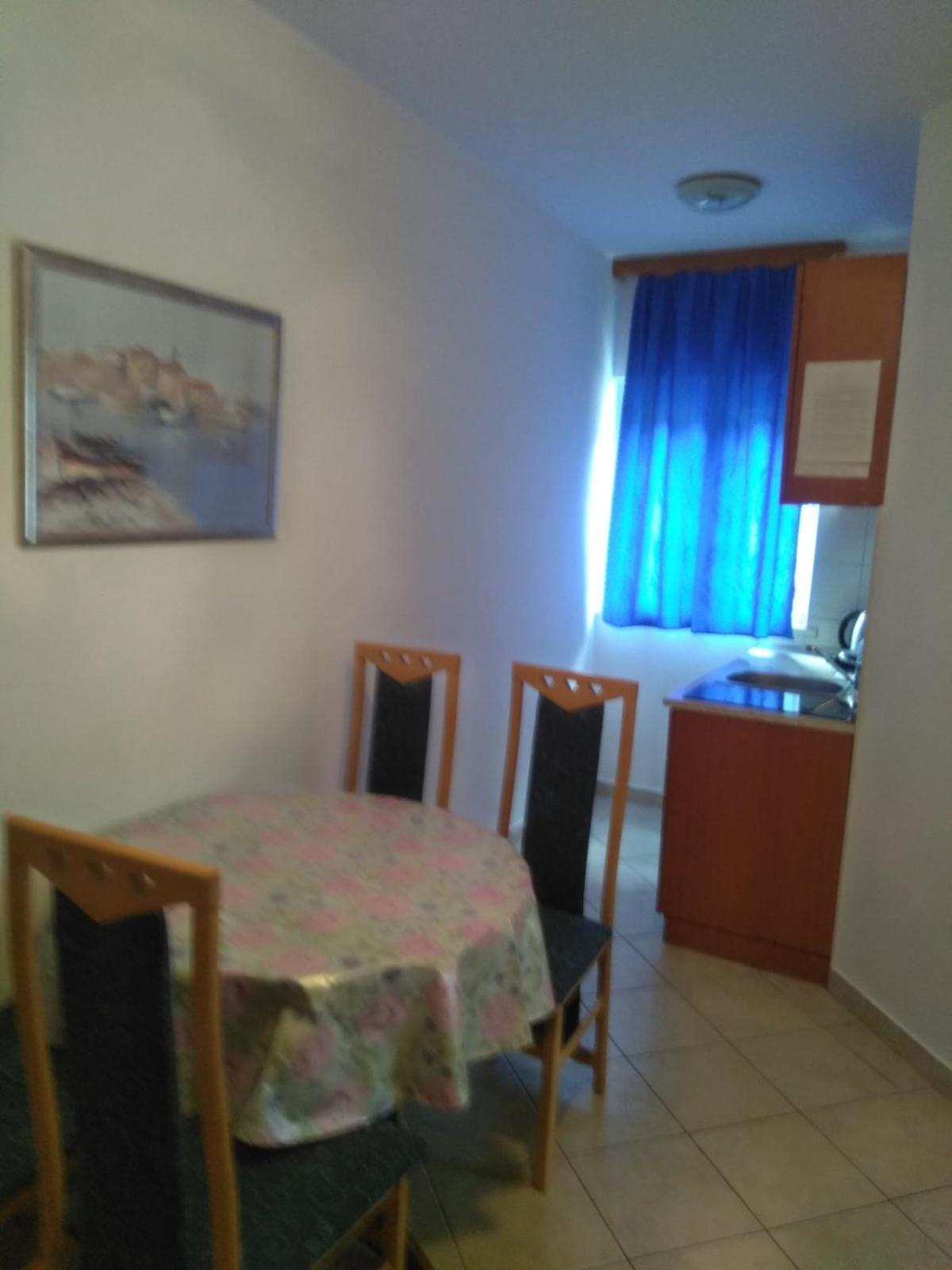 Apartments Matej เนอุม ห้อง รูปภาพ