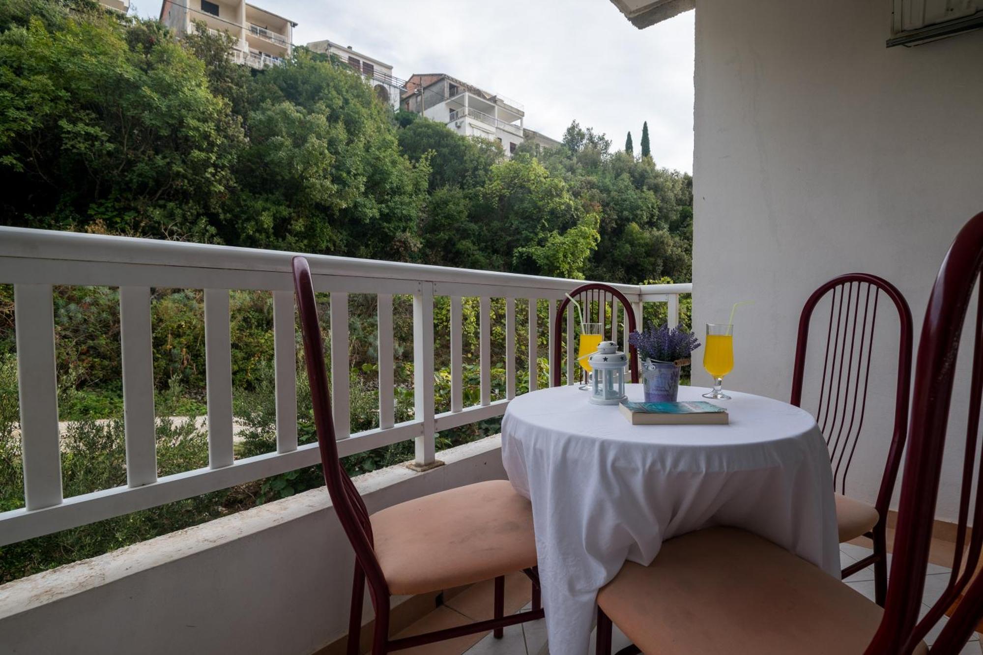 Apartments Matej เนอุม ห้อง รูปภาพ