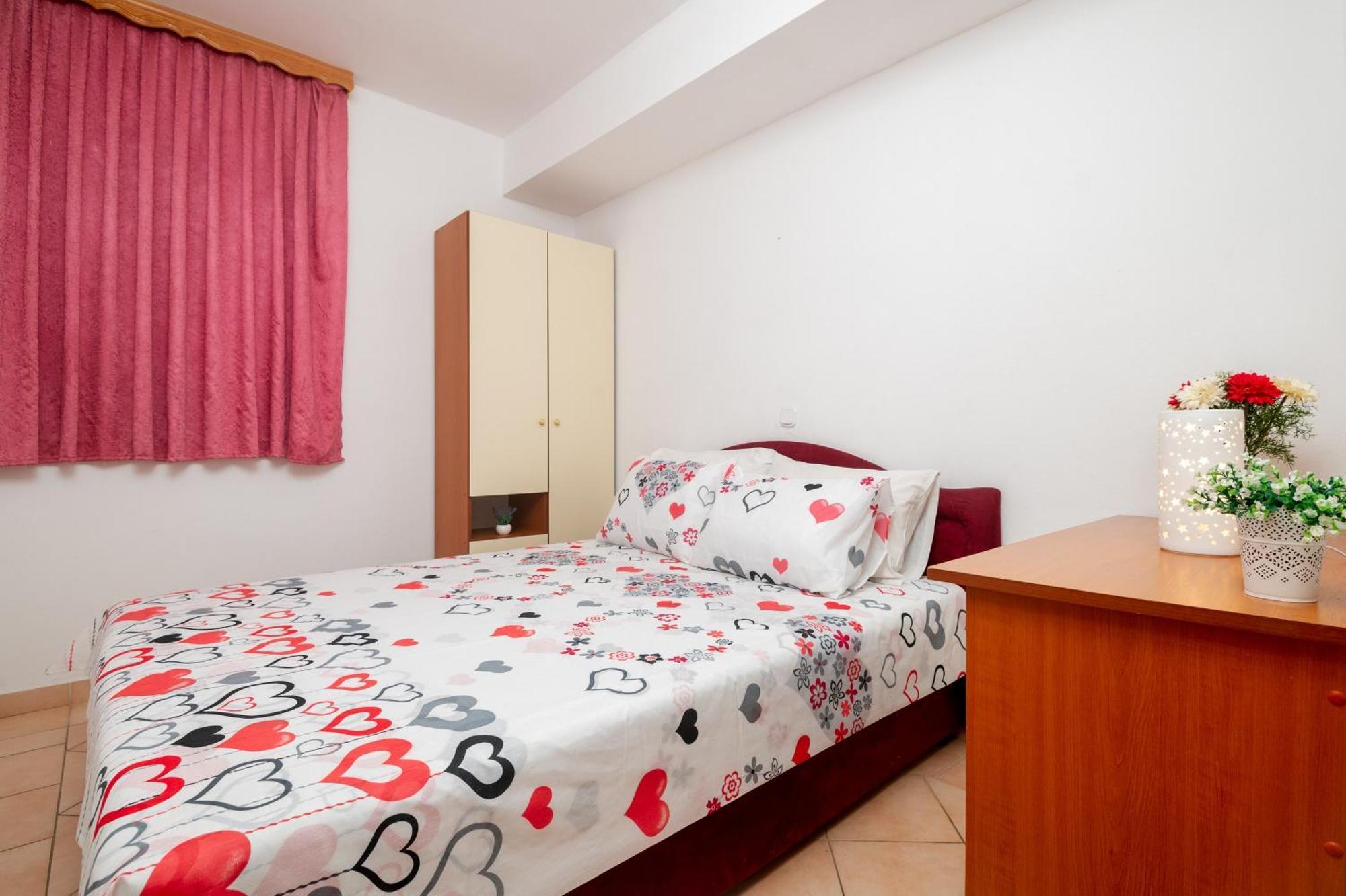 Apartments Matej เนอุม ห้อง รูปภาพ