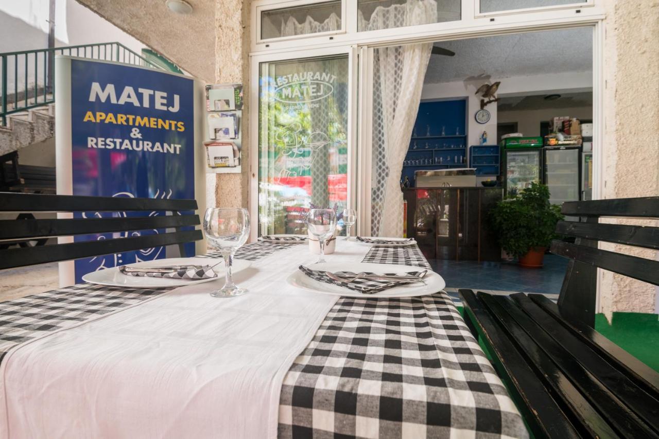 Apartments Matej เนอุม ภายนอก รูปภาพ